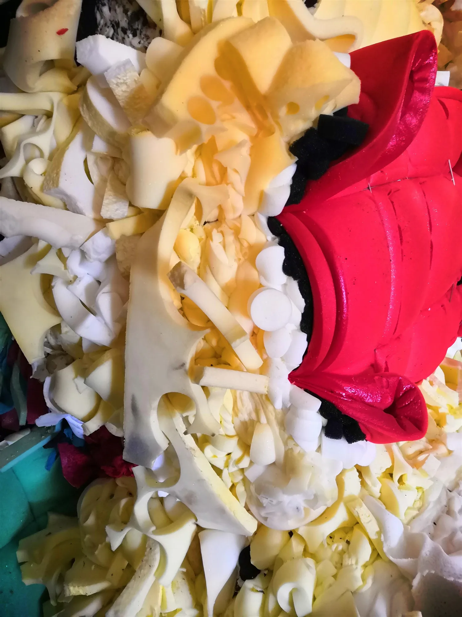 
Factory direct sale high quality memory foam scrap for filler 