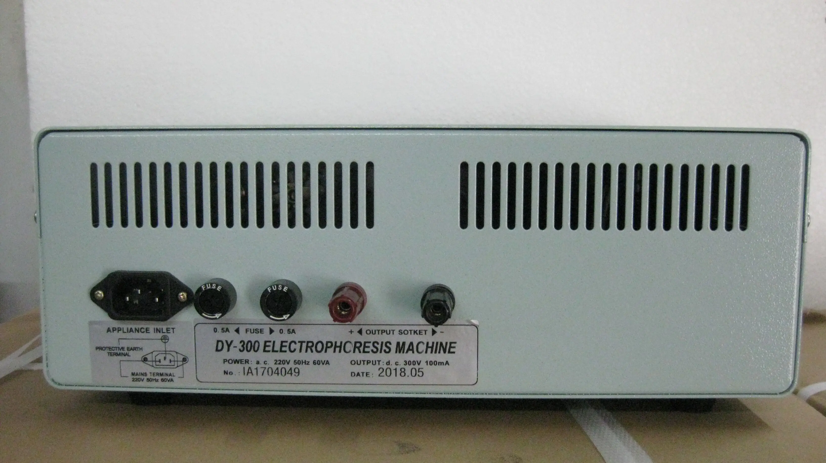 Laboratory Medical Electrophoresis Machine Price with Cell DY-300