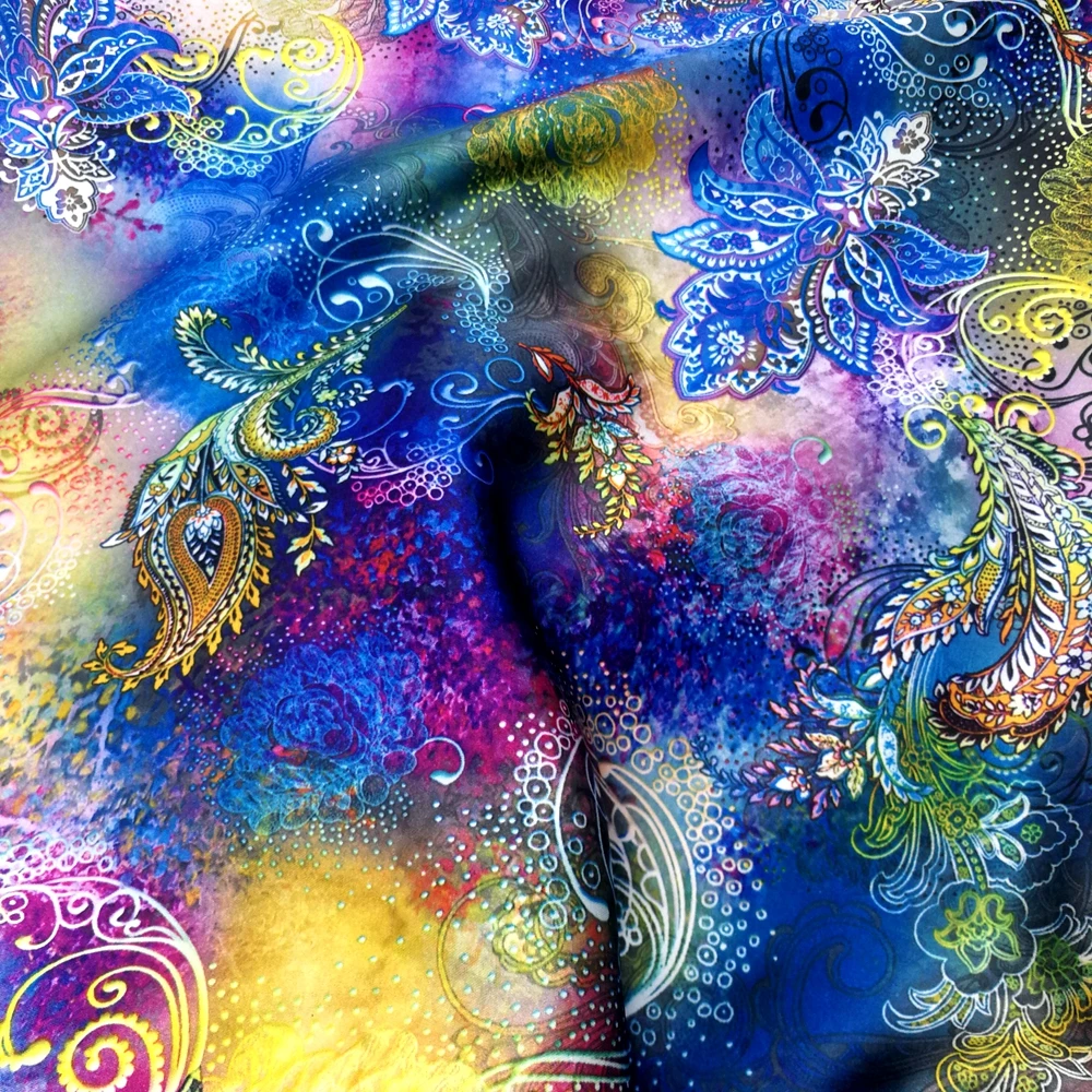 Factory custom paisley printing clothing fabrics