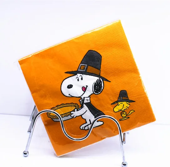 Orange paper towels printed with cartoon dog food grade