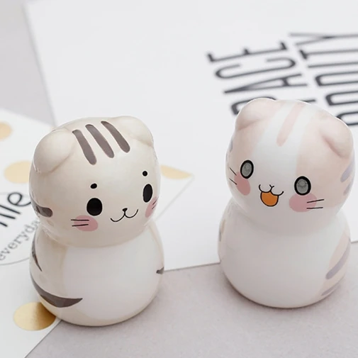 
Hand-painted cute cat ceramics crafts, small ceramics craft Beautiful Lucky cat Ornaments 