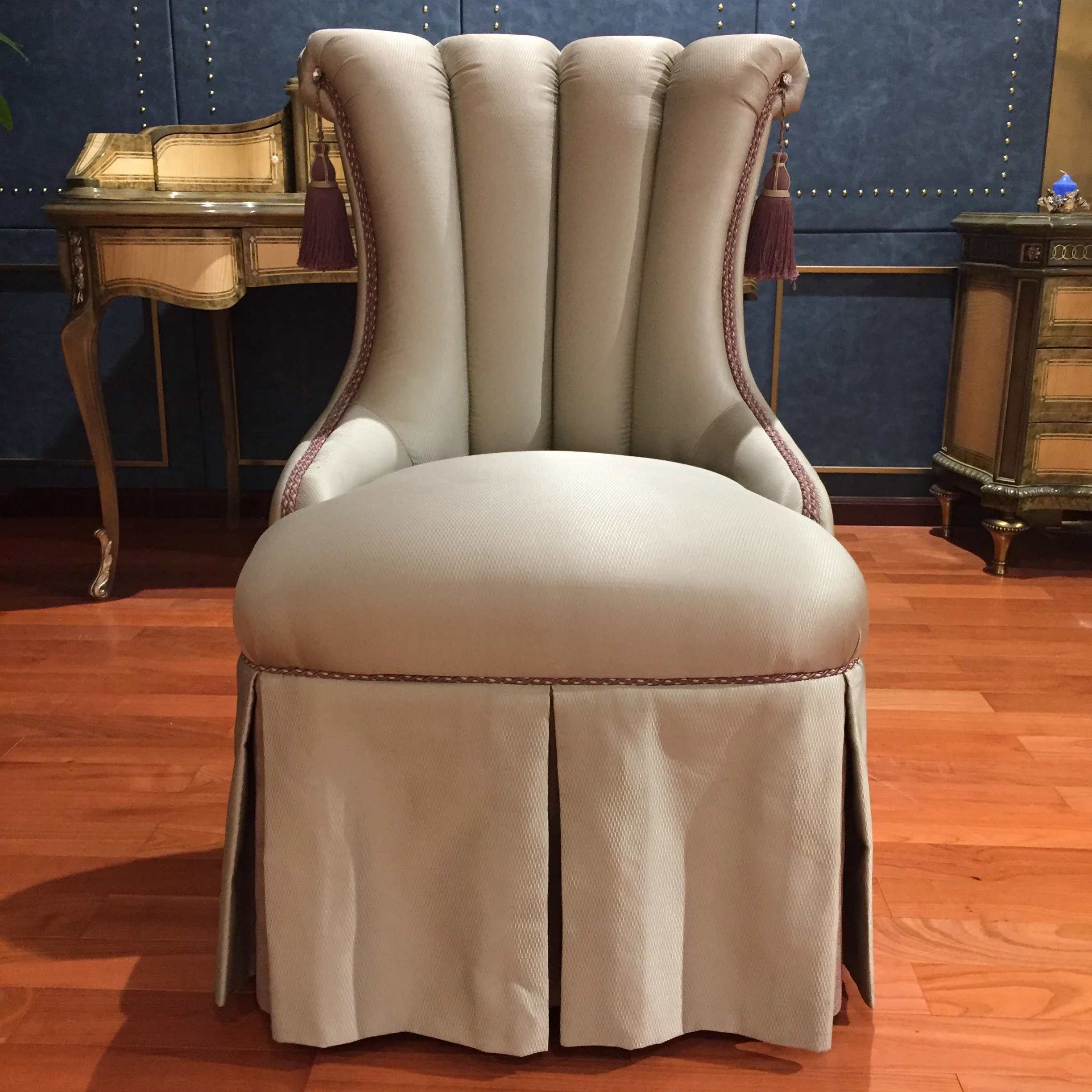 
Hot Sale Luxury Bedroommakeup table Solid Wooden Dresser Furniture Dressing Table Modern Dressing Tables Set For Home Decoration 