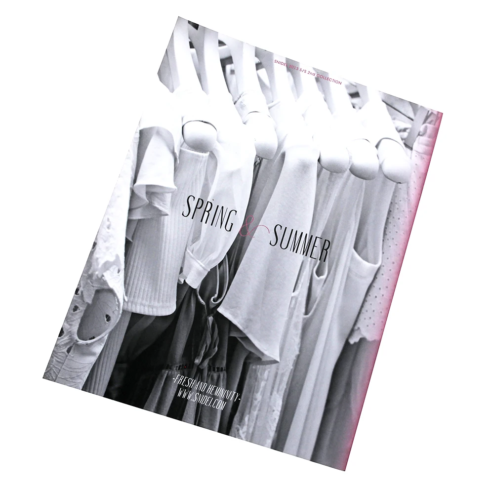 Matte Lamination Full Color Fashion Women Clothes Brochure Printing