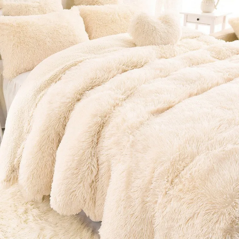 RTS Luxury Faux Fur 2 Ply Blanket Long Hair Shaggy Fleece Super Soft White PV Plush Blanket For Winter King Size