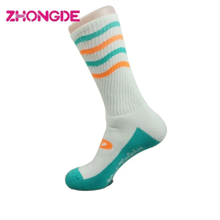 Breathable hot sale tan mens thin white ankle sport socks new design custom pattern boys long athletic crew socks