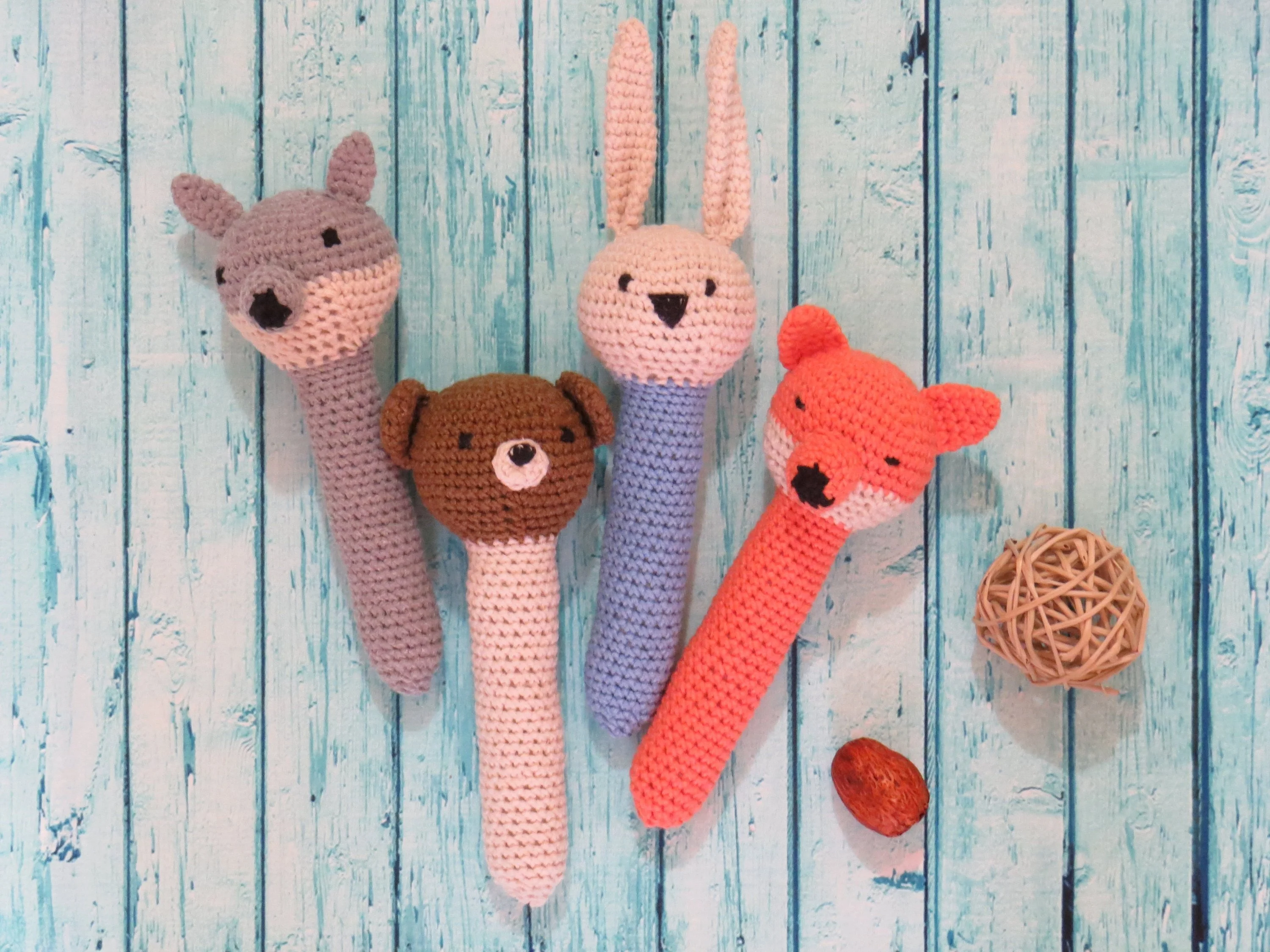 
Handmade Baby Amigurumi Giraffe Panda Animal Stuffed Crocheted Baby Rattles Toys 