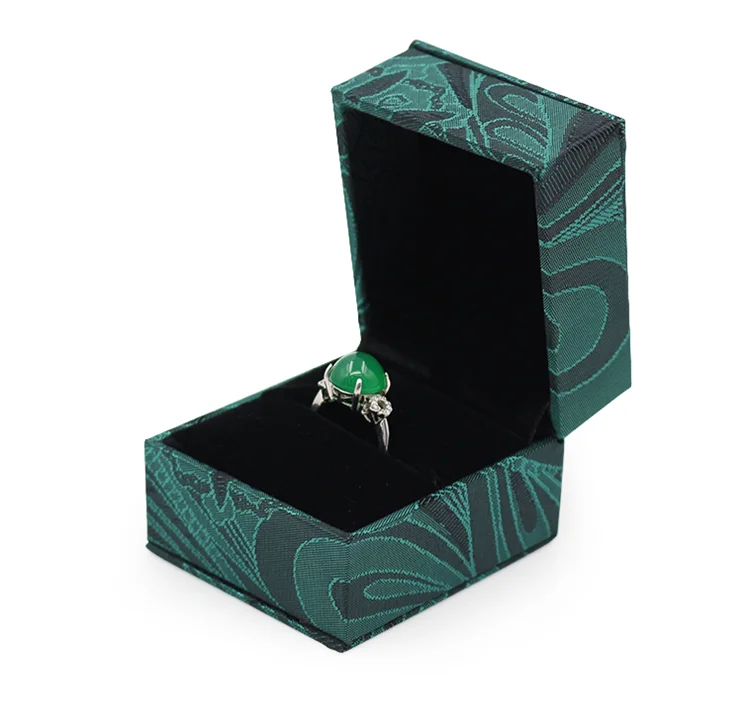 Wholesale wenzhou green fashion brocade cloth jewelry box chain necklace gift wrap box for ring