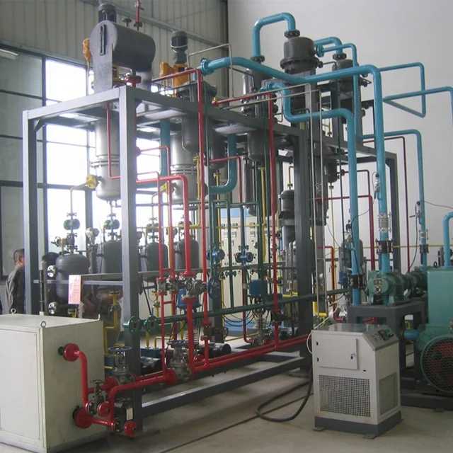 Small scale capacity mobile oil refinery with base oil yield