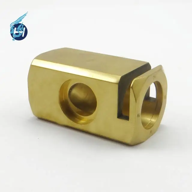 Завод Хуншен в Даляне поставляет заказ латунных аксессуаров для компрессора с высоком стандартом ,пятиосевой обработкой с ЧПУ