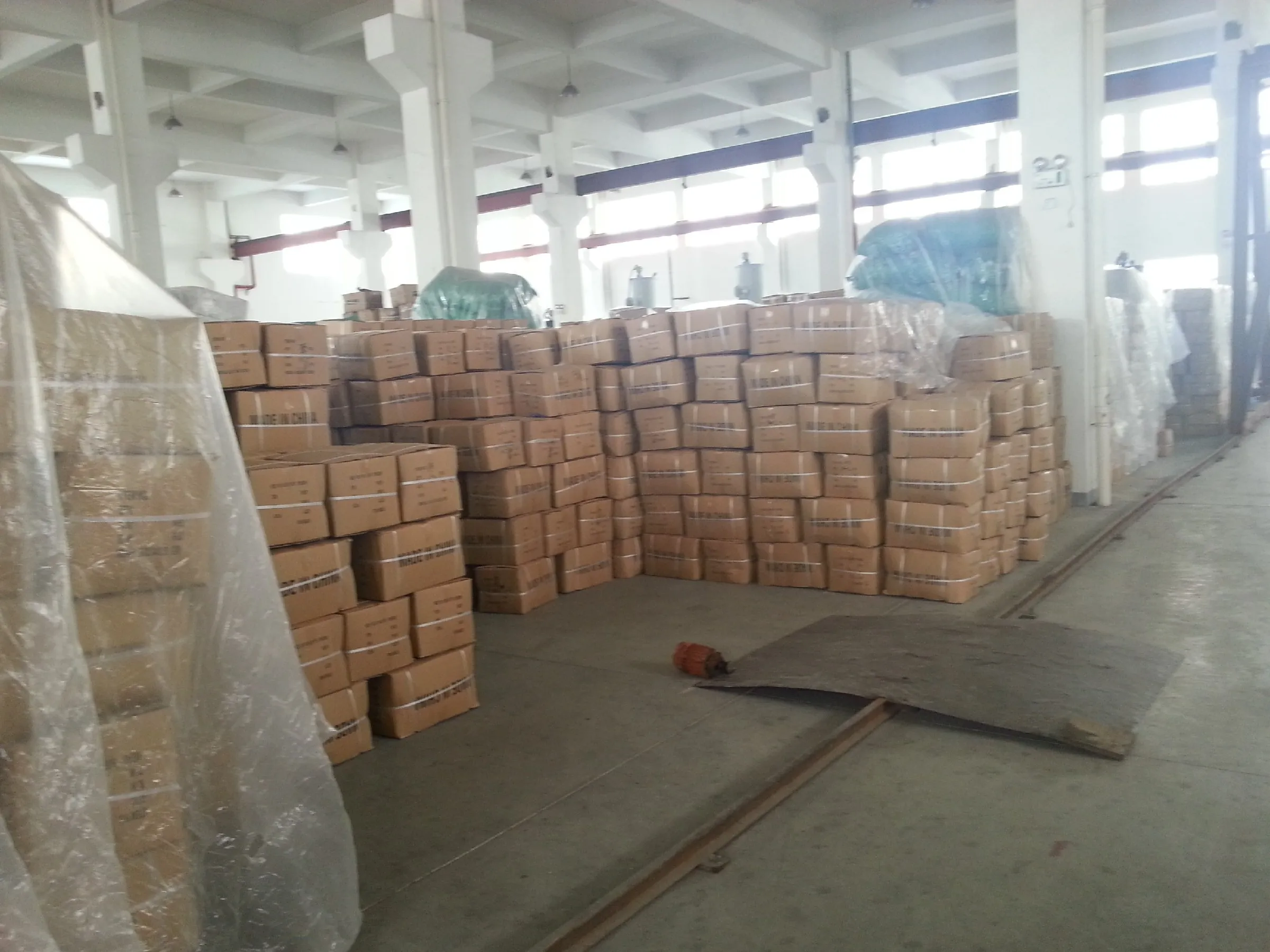 Jade brand new resin made pet bottle preform price made in china