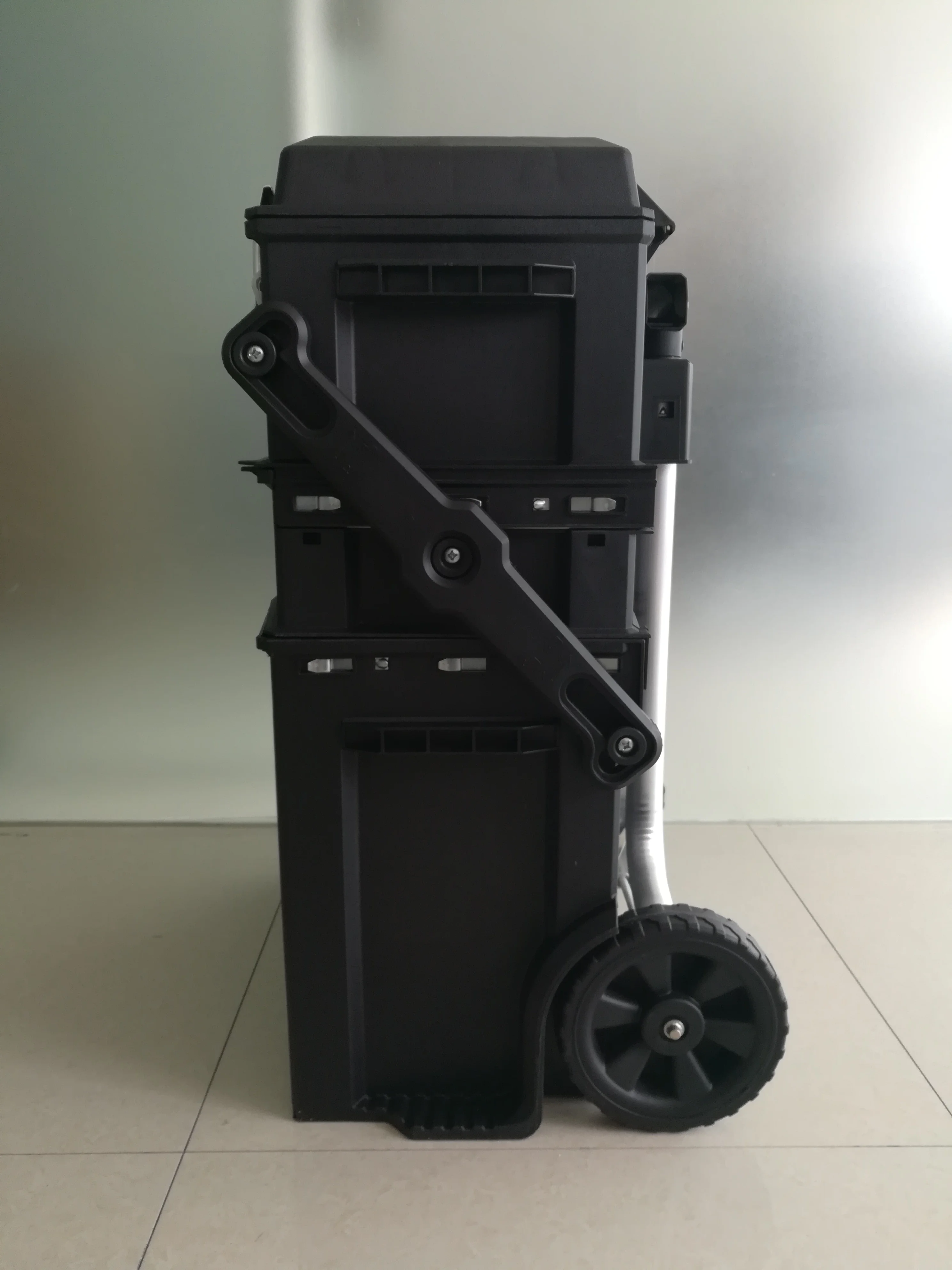 Stanley Fatmax style stackable trolley tool box plastic moving roller tool chest with custom color