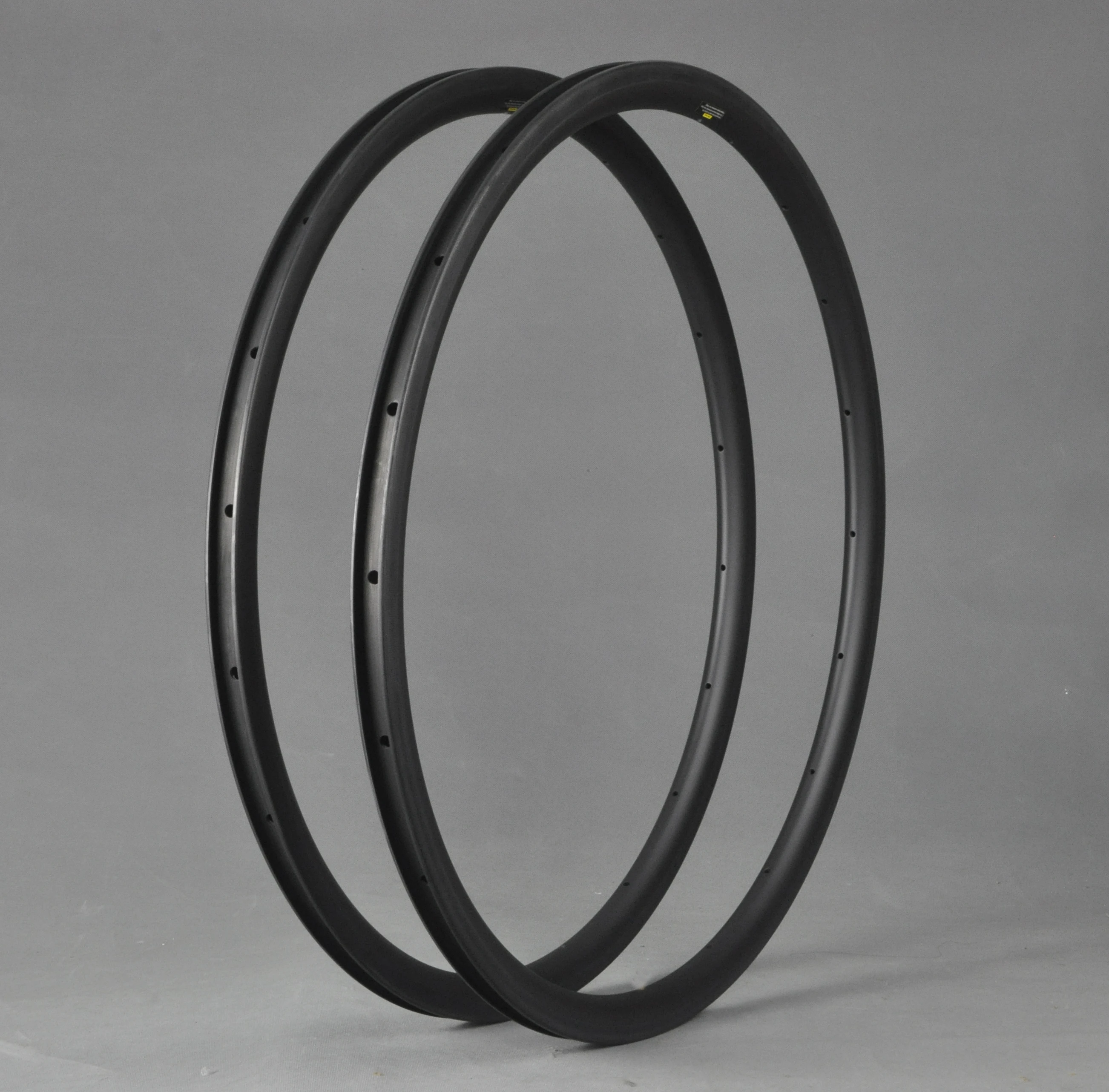 700C OEM Carbon aero road bike wheels 30mm depth with R13 road bike hub and spoke HF-W30-C02