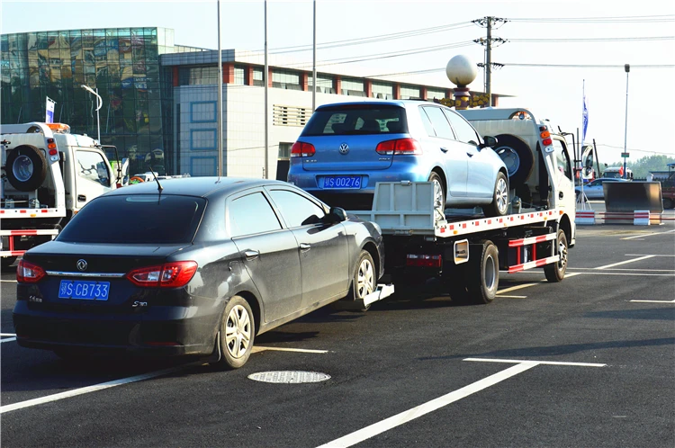 Japanese diesel 4ton tow truck 5ton road block removal truck