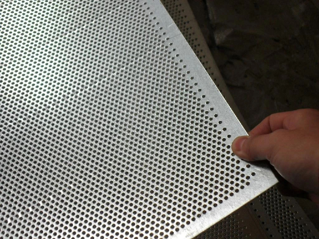 High Quality PVC Coated Perforated Metal Sheet Punching Mesh Round Hole Mesh With High Profit