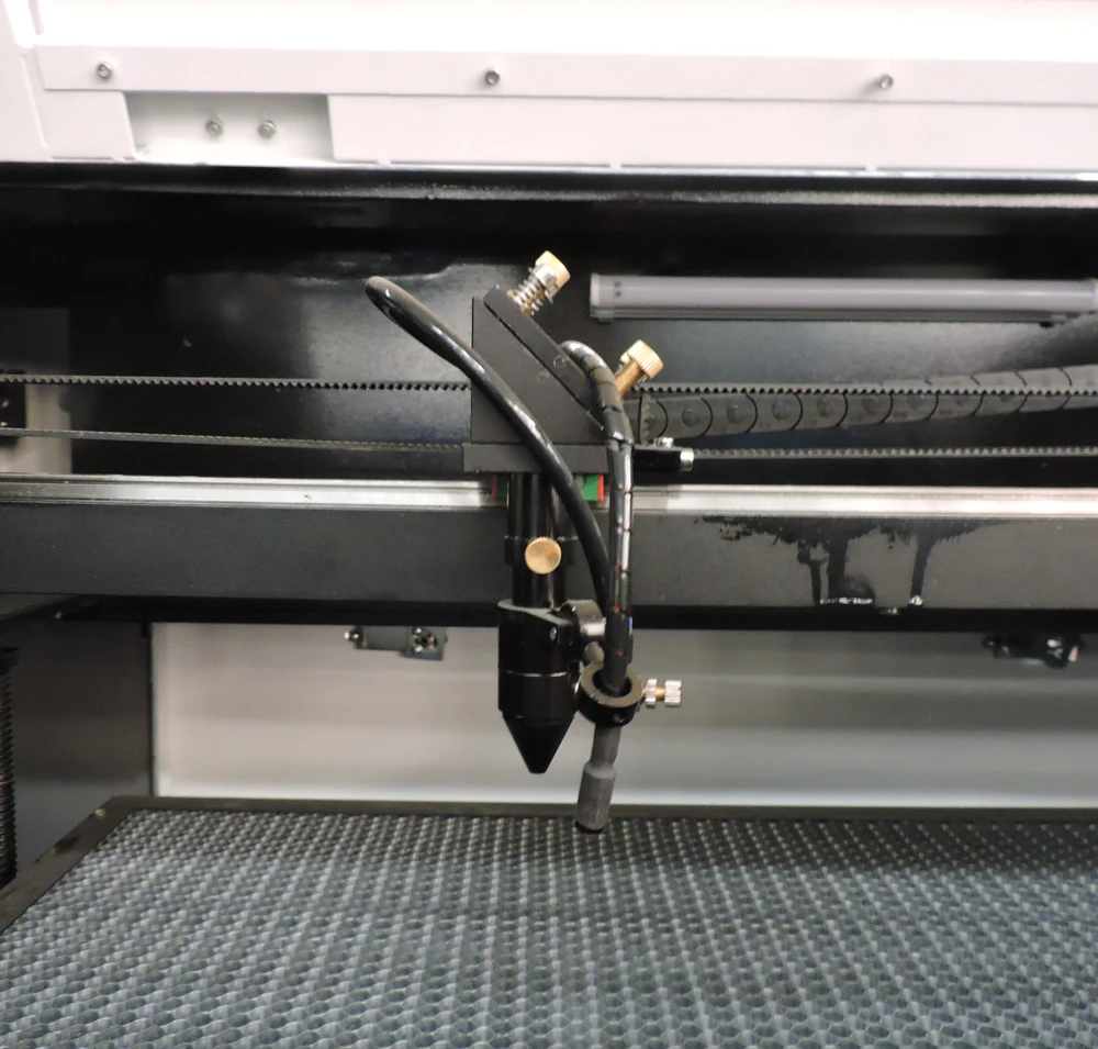 Factory price tailoring laser cutting machine price for  cutting 1390