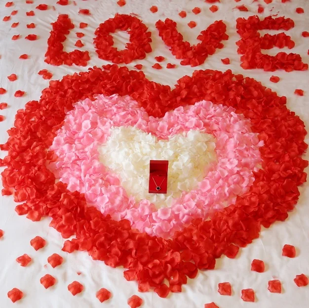 Artificial Rose Petals Silk Nonwovens Wedding Party Decorations