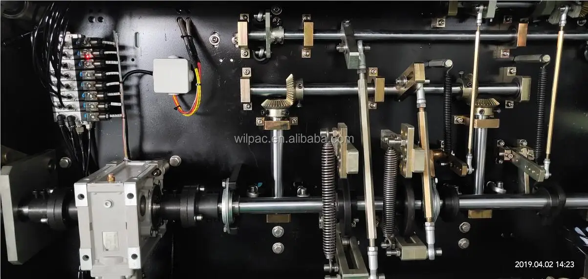 New design doypack automatic packing machine for wax flake/candle flakes/depilatory wax bagger with new status