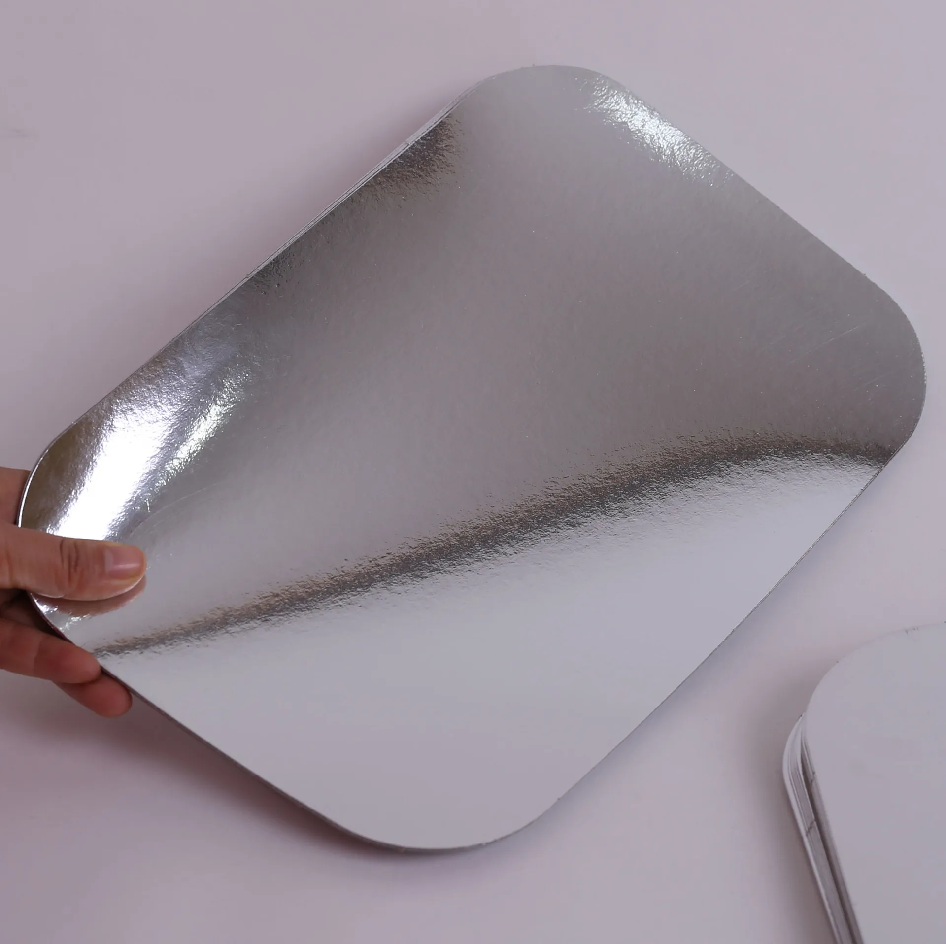 
Metallized paperboard for lid 