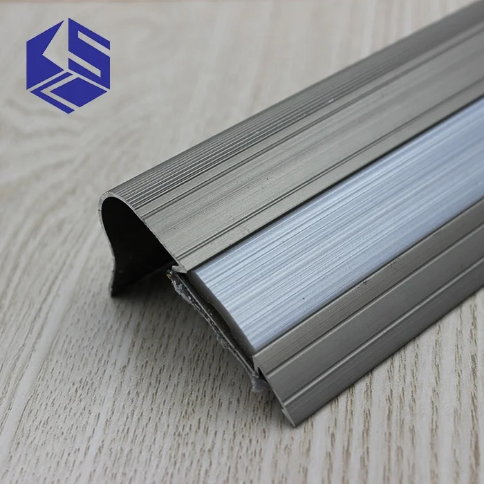 OEM professional rubber strip stair treads Anti slip aluminum stair nosing