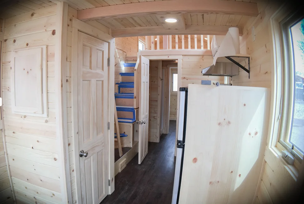 
2019 mini homes tiny houses on wheels 26ft withbedroom, bathroom ,kitchen,greatroom made bu tianjin yuantai 