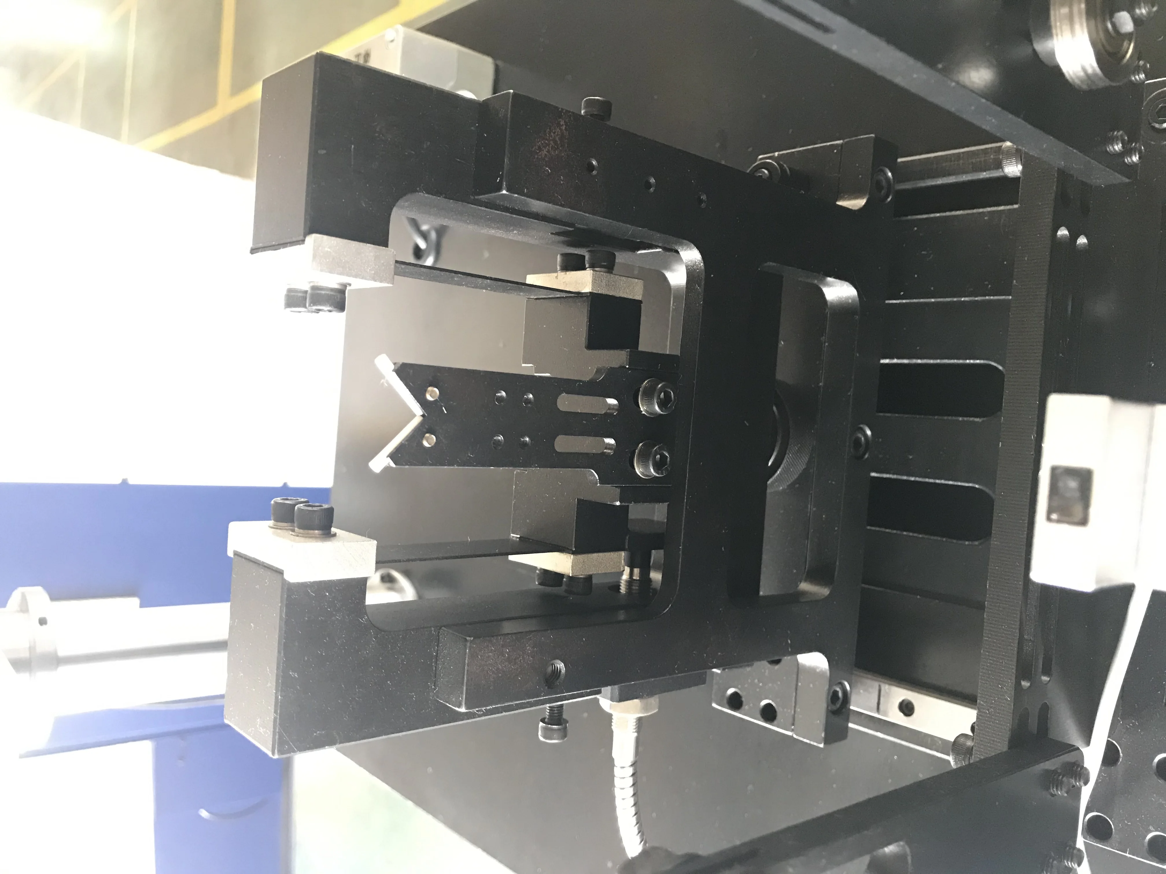 
Device for Quick changeover Manual Testing Machine for Alternators Rotors 