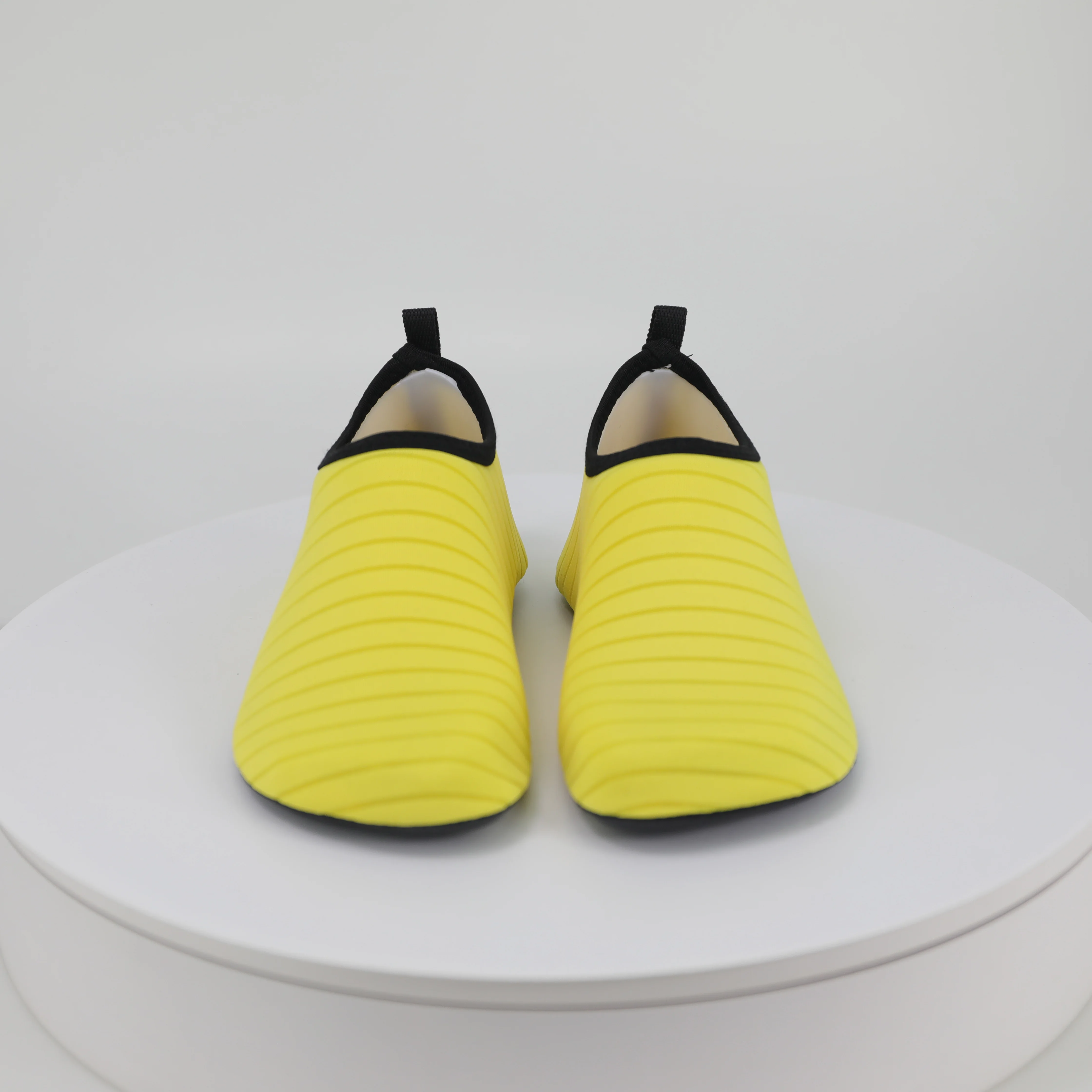 Zale 2018 Lighted Customized Children Wet Socks Swim Pool Beach Yoga Exercise Water Adults Mesh Kids Aqua Shoes