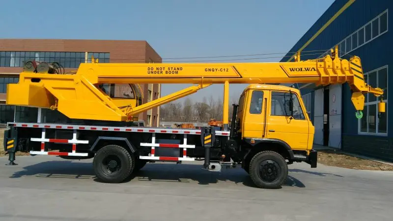 12 ton truck with loading crane with lifting height 32 meter