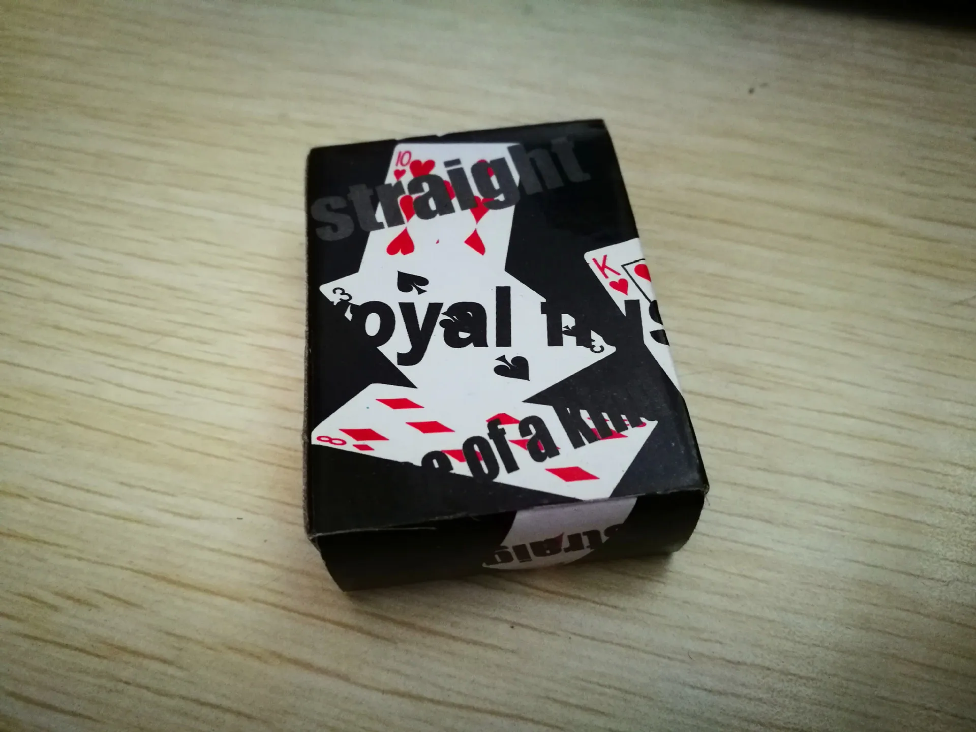 Leisure and environmentally friendly paper portable mini playing cards travel small poker