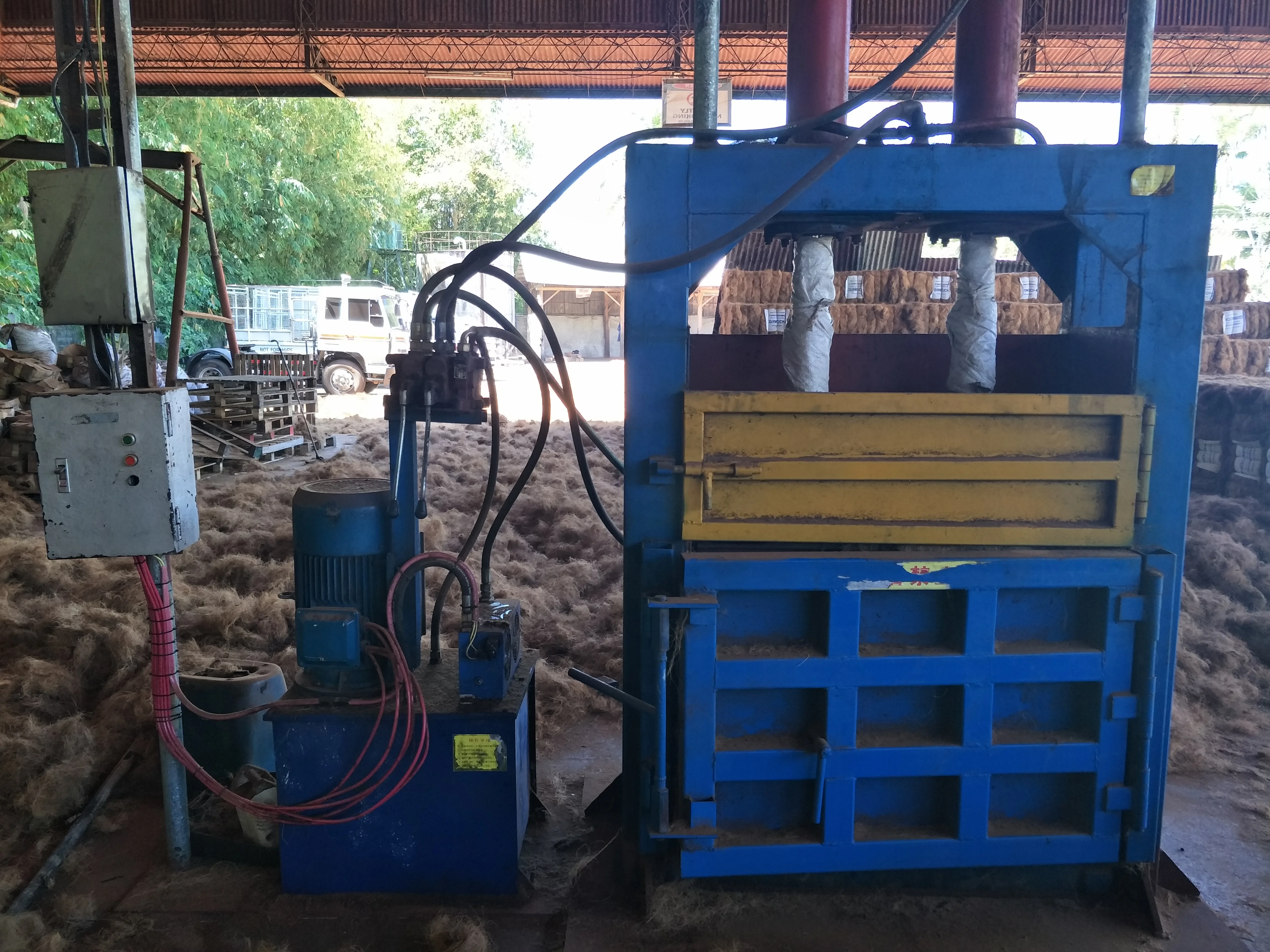 Automatic Hydraulic press packing / cotton wheat straw baler machine/fiber baling machine with best quality