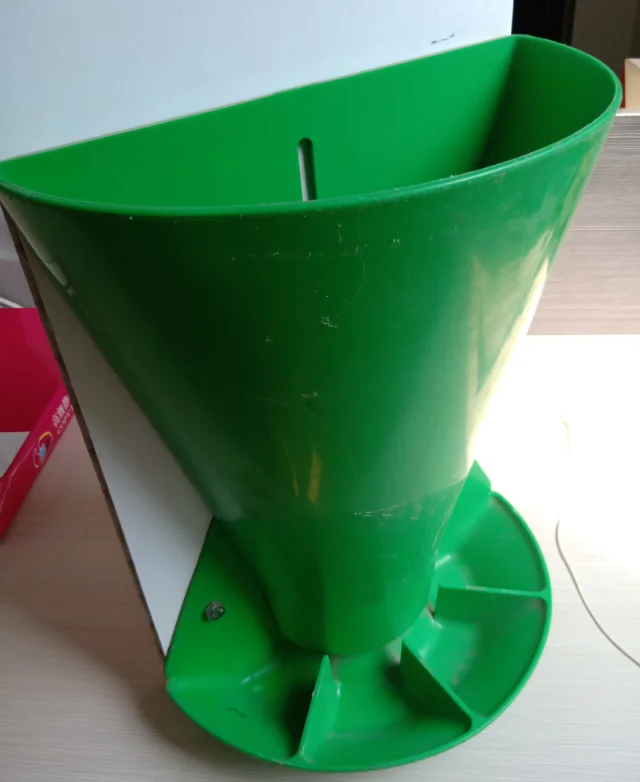 Pig Farm  Piglet Plastic  Feeder   Piglet  Trough