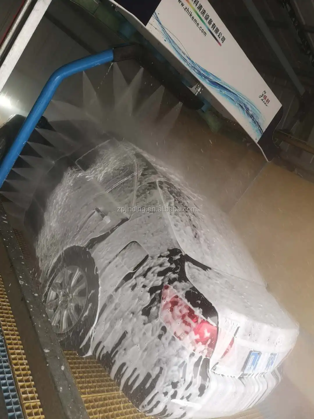 Carwash machine automatic car wash/ touchless car wash machine/ robotic car wash machine with all good spare parts