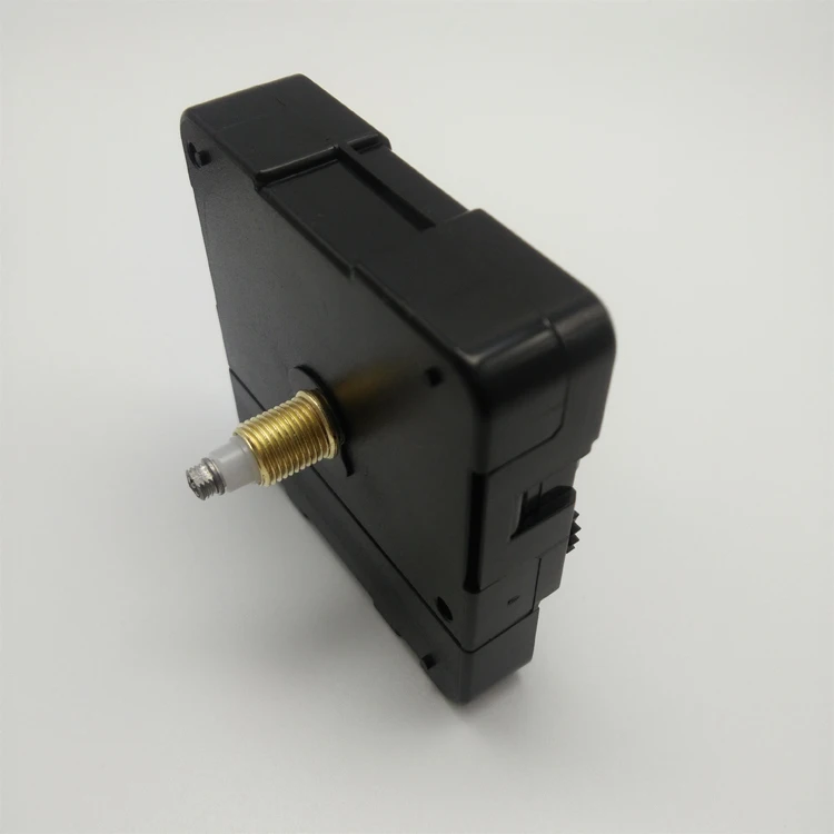 Кварцевые часы с высоким крутящим моментом