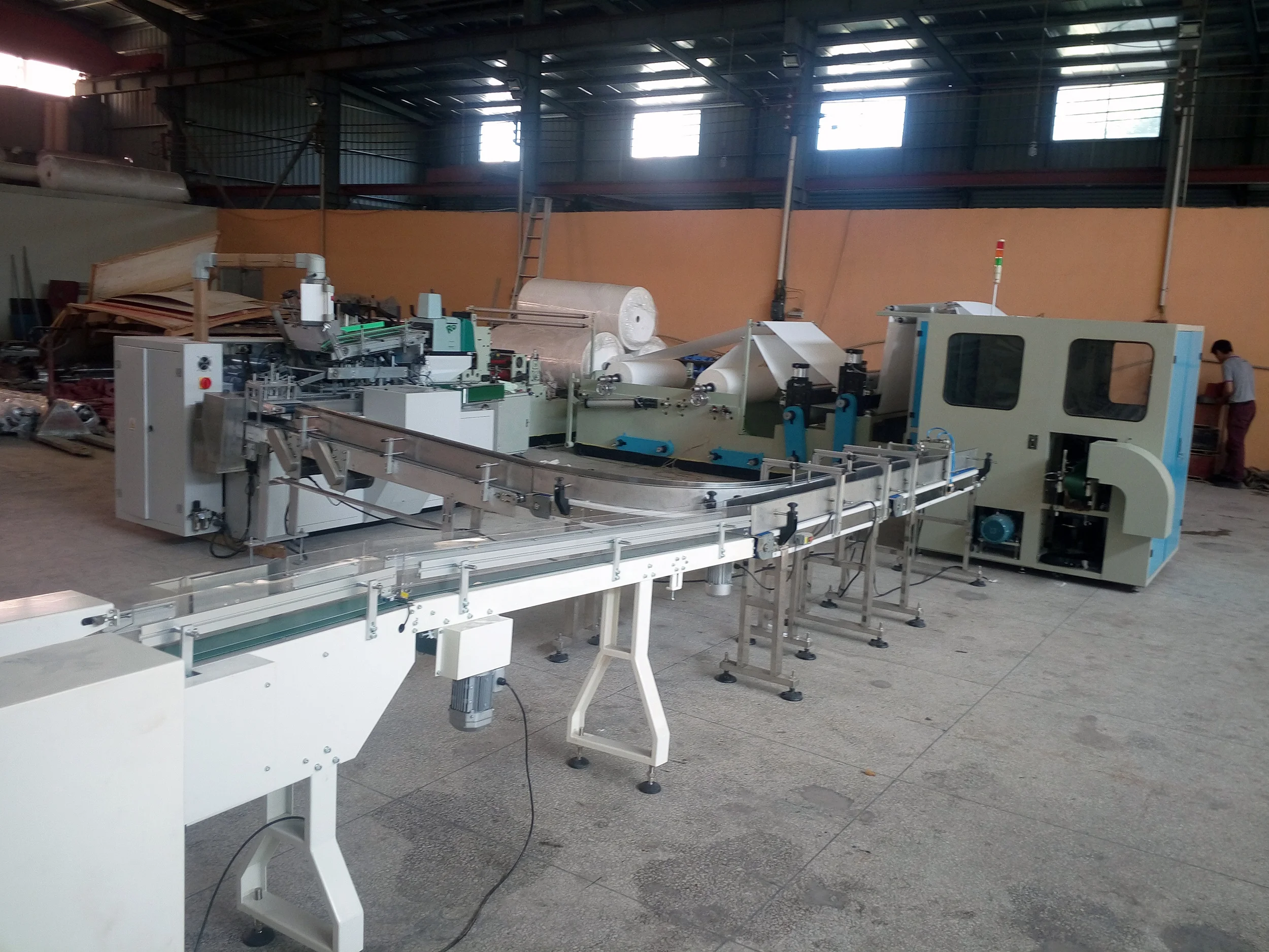 Bag Drawing Cartoon Box Type Facial Tissue Converting Machine Production Line