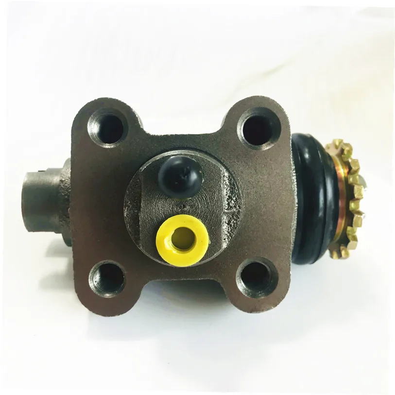 clutch master cylinder clutch pump OEM MB060570 for mitsubishi lancer parts japan