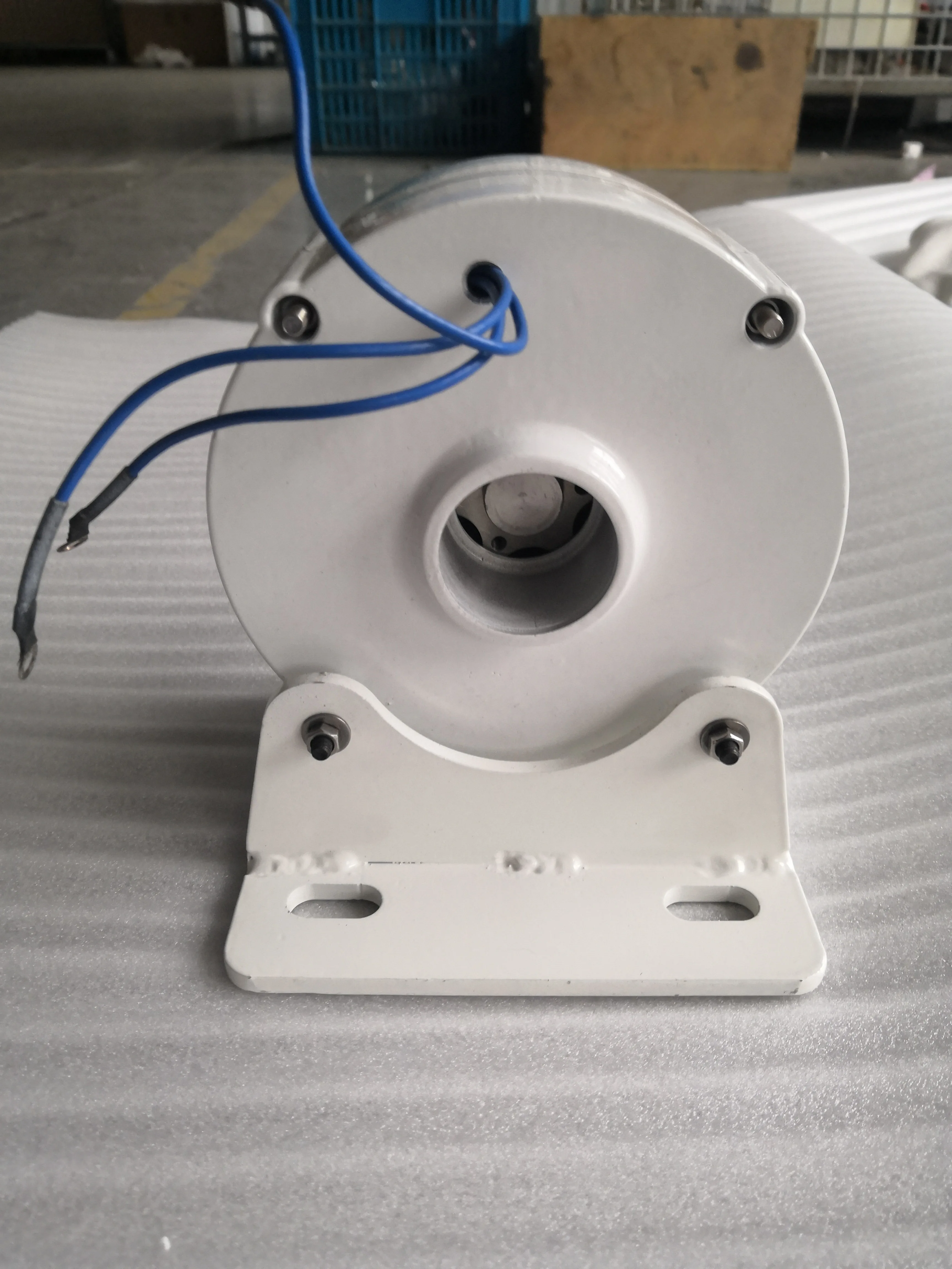 600 watt 12v/24v/48v permanent magnet generator alternator ac