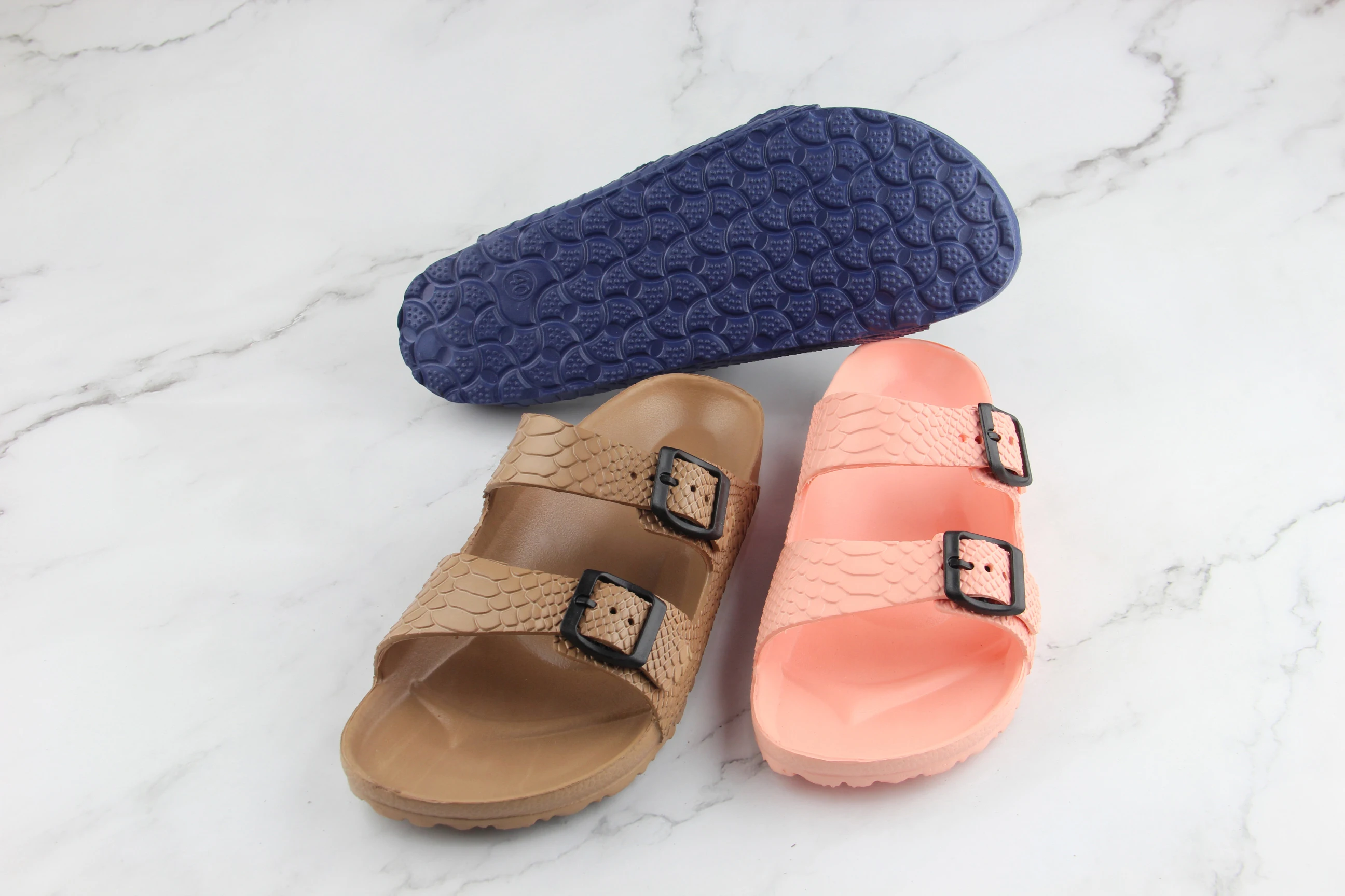 Hot Sale Double Strap with Alligator Pattern EVA Sole Shoes Sandal Women