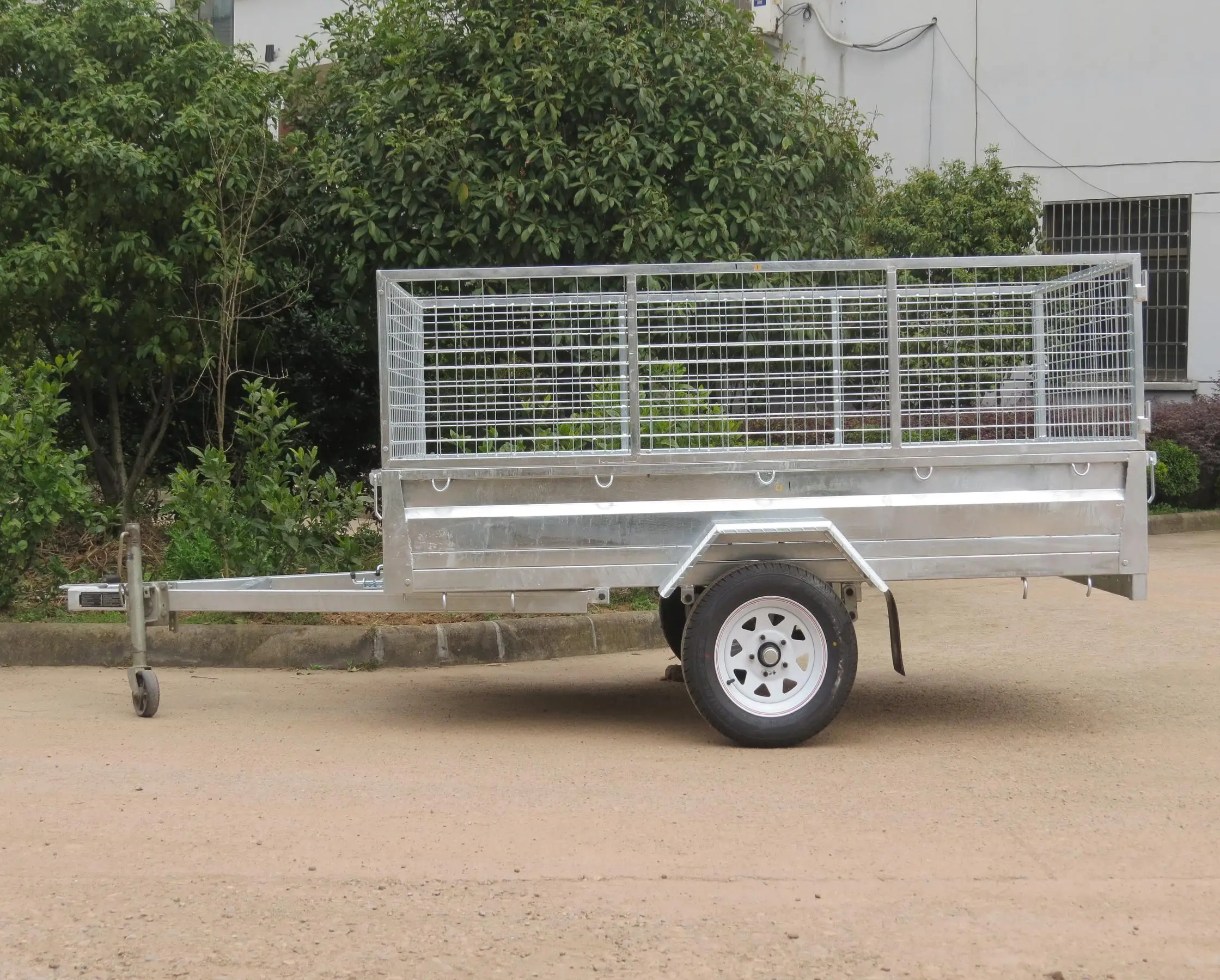 New Zealand standard easy tilting single axle box trailer