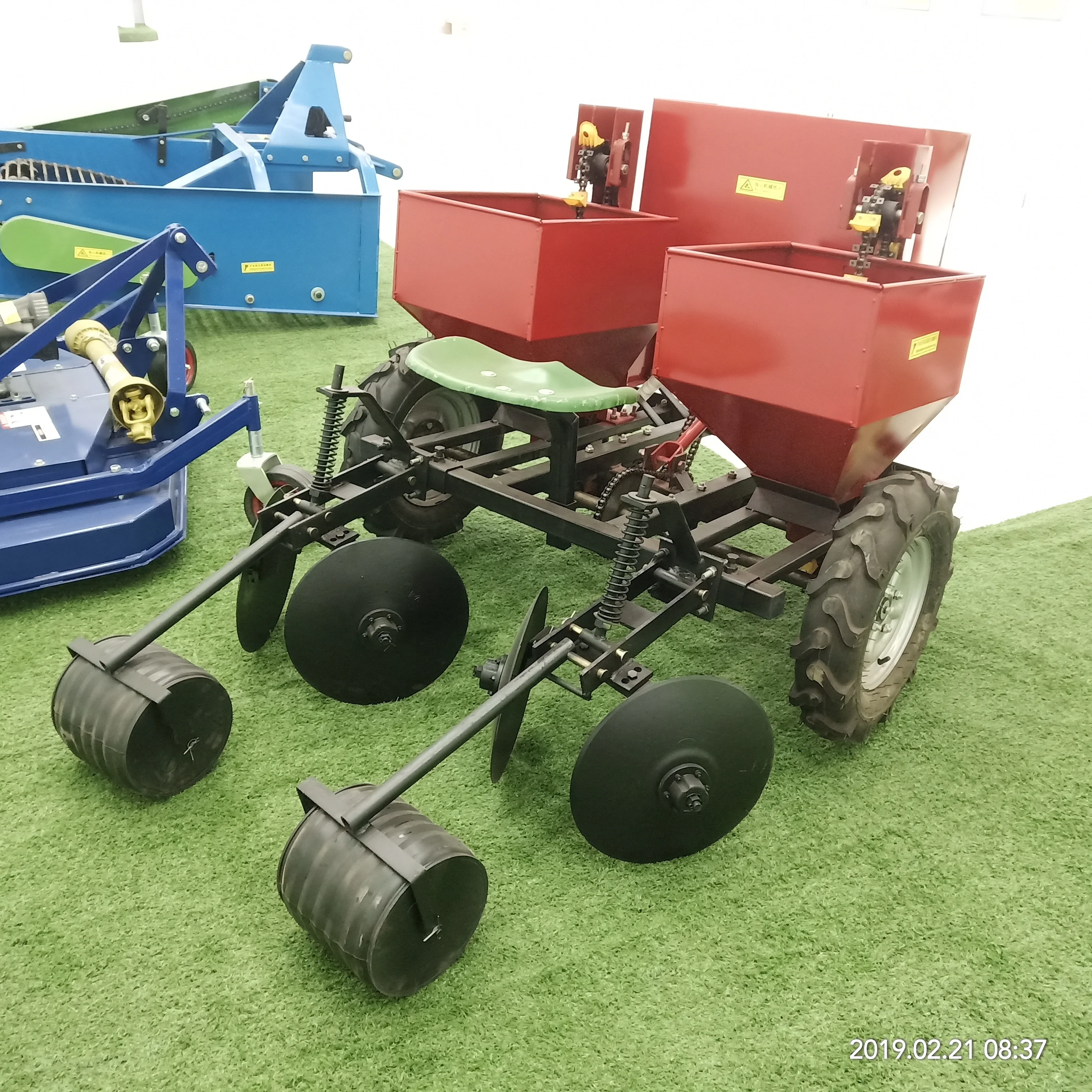 farm machinery potato planter matched with tractor for sale
