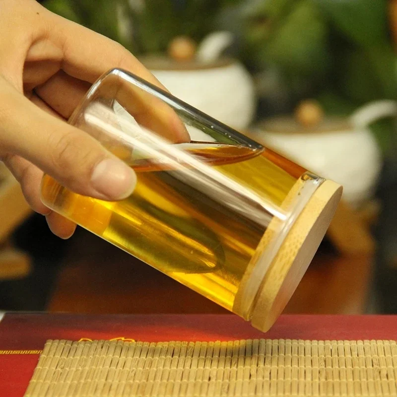 Custom Pyrex Spice Glass Jar with Sealed Wooden Lid Amazon Top Seller Modern Design Food Storage Jar Safe for Tea Kitchen Use