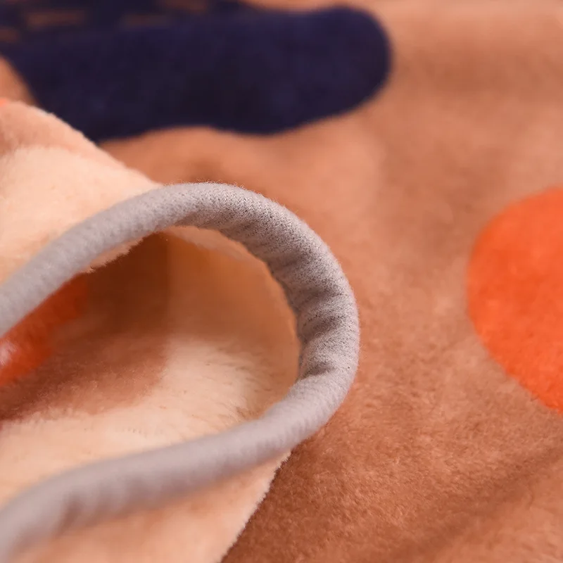 
Children Cute Summer Coral Wool Thin Blanket Custom Cartoon White Bear Blanket Baby Flannel Blanket 