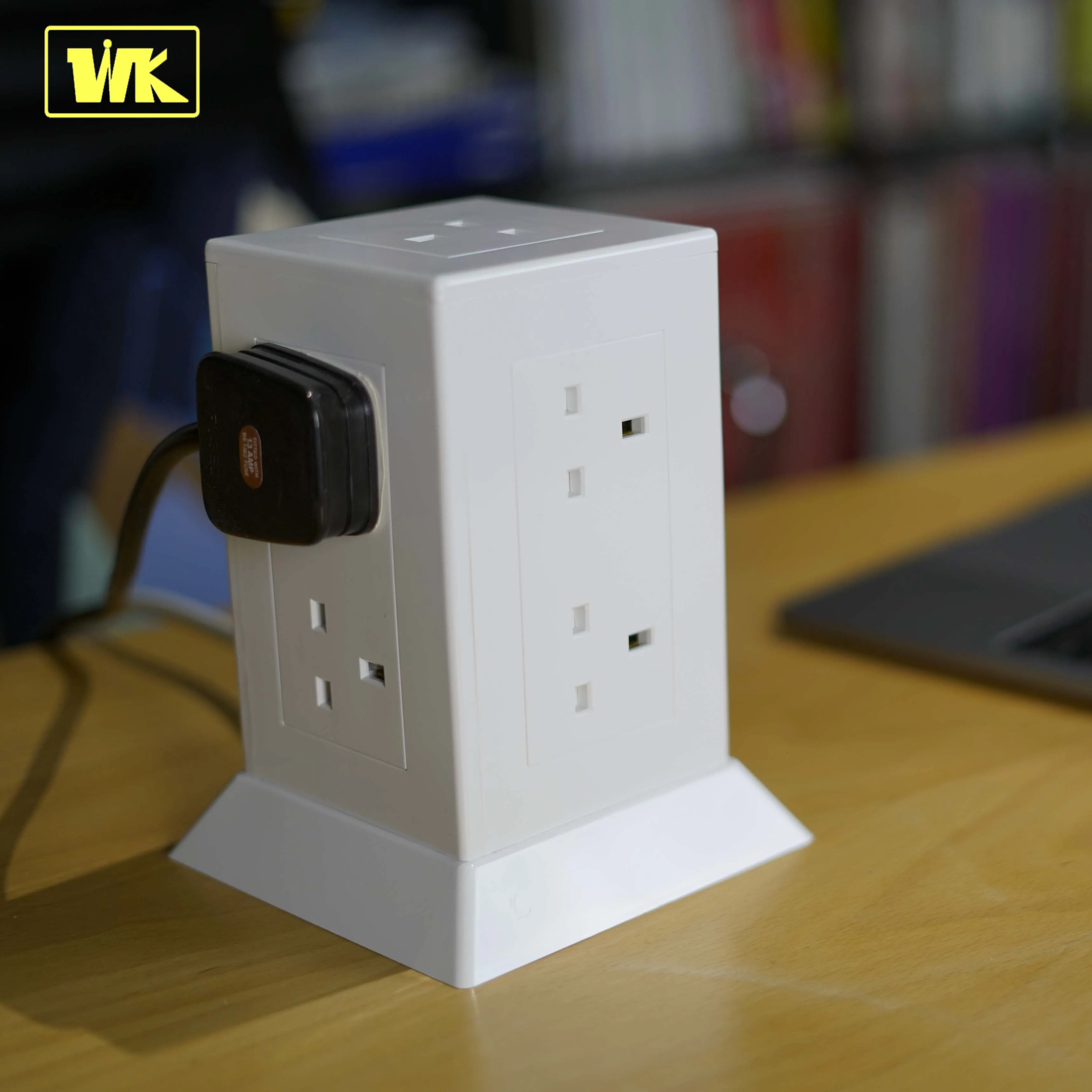 WK 9 Gang 13A Outlet Extension Lead