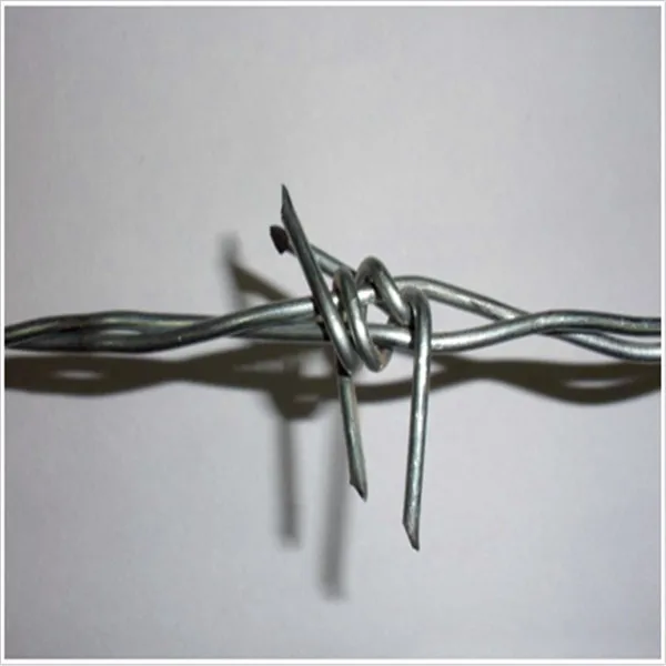 Дешевые цены оптовая оцинкованная колючая проволока с настраиваемыми спецификациями