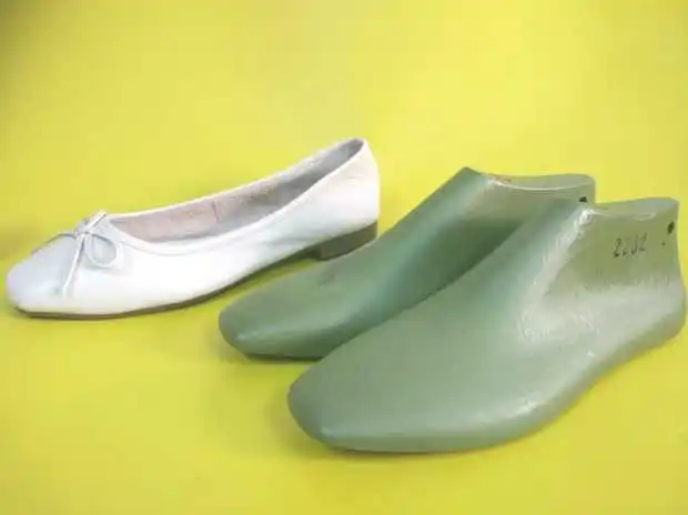 
Square toe little heel plastic shoes lasts for ladies shoe making 