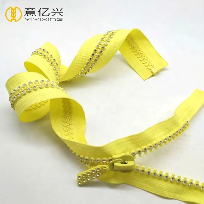 Fashionable Design Plastic Decorative Rainbow Rhine Stone Zipper