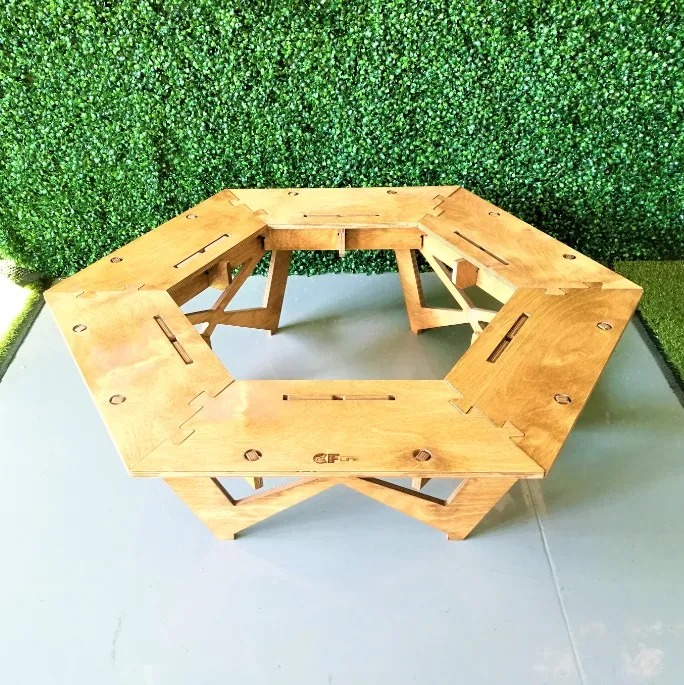 Kingmax OEM portable wooden camping table ply wood material custom family garden picnic bbq camp table