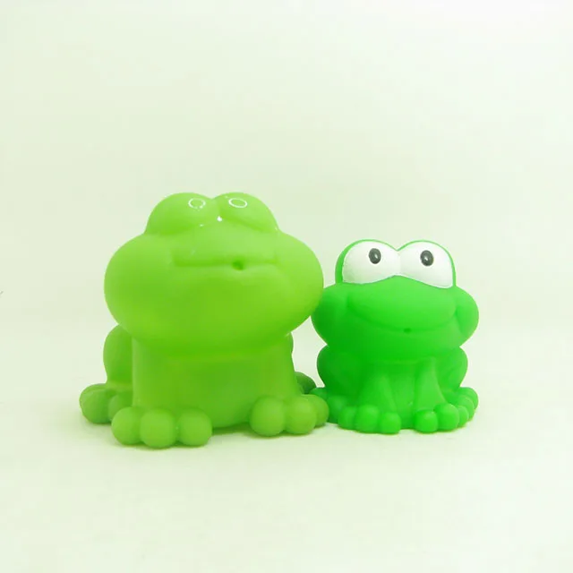 OEM cartoon soft vinyl small frog bath toy for children with sound,Floating rubber bath stand frog toy