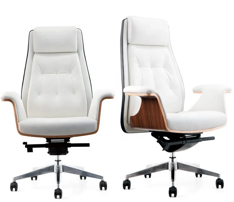 Офисное кресло из синтетической кожи