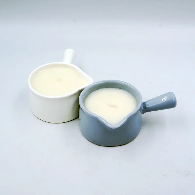 Essential Oil Soy wax Massage Candle for Body care with Spout
