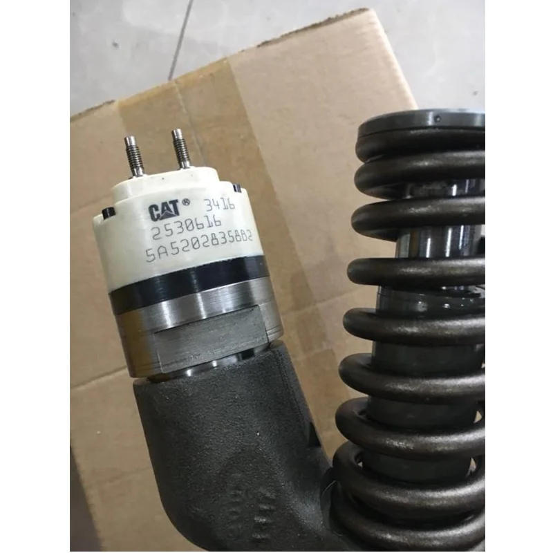 CAT Diesel Engine C15 Injector 253-0616 Fuel Injector 2530616