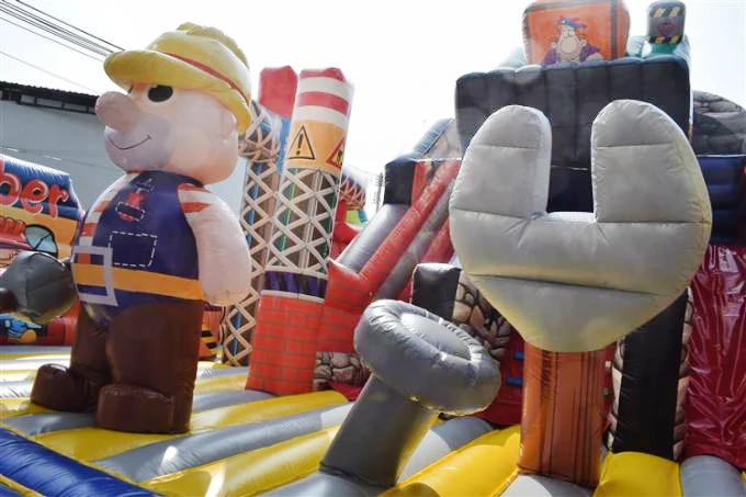 
Building Themed Inflatable Fun City Simulate Construction Place Waterproof for sale 